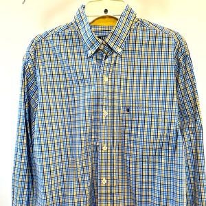 Izod Premium Essentials Mens dress shirt, size M.